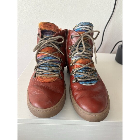 Josef Seibel Maren Boot Red Leather Bootie Size 11 EU 43 Colorful Yarn Zip W Box - Picture 2 of 11